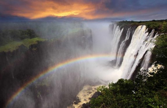 Exclusive Zimbabwe Safari: The Best Camps for Africa’s Most Authentic Safari